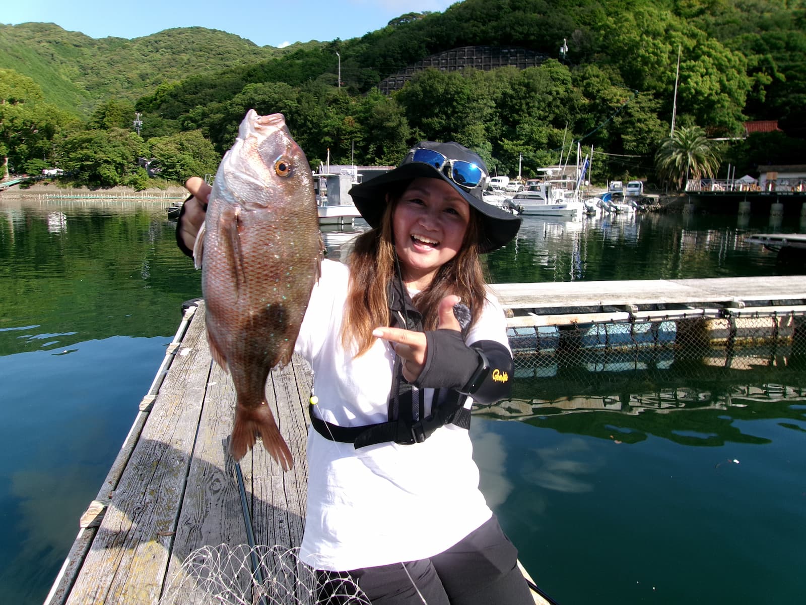 マダイをゲットした島田さん