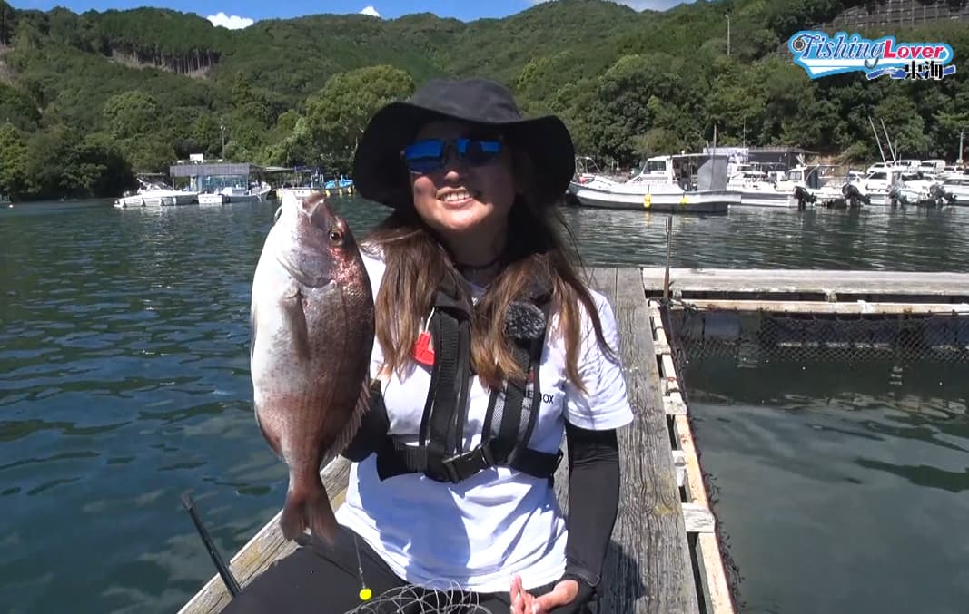 マダイをゲットした島田さん