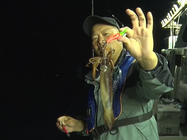 イカをゲットした和田さん