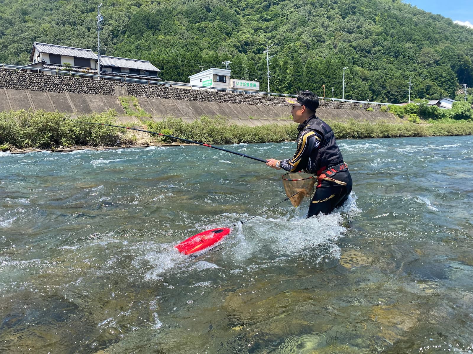 川の流れを読む小林さん